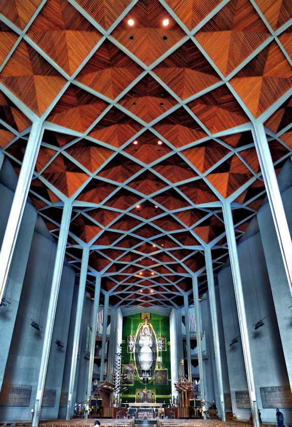 Coventry Cathedrals | Britain Visitor - Travel Guide To Britain